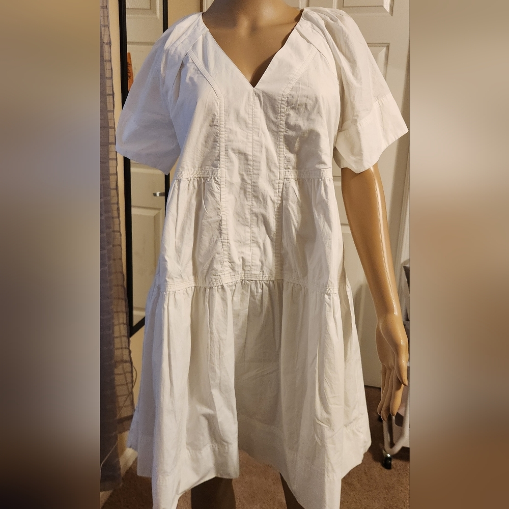 Crown & Ivy White V-Neck Mini Dress